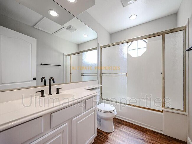 Building Photo - 10033 N 55th Pl