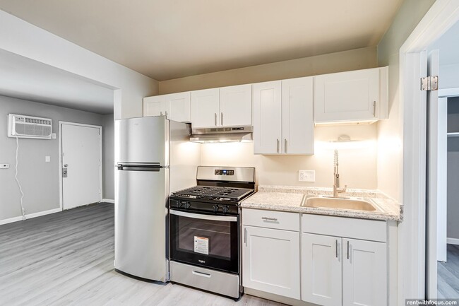 Interior Photo - 205 Adams St.
