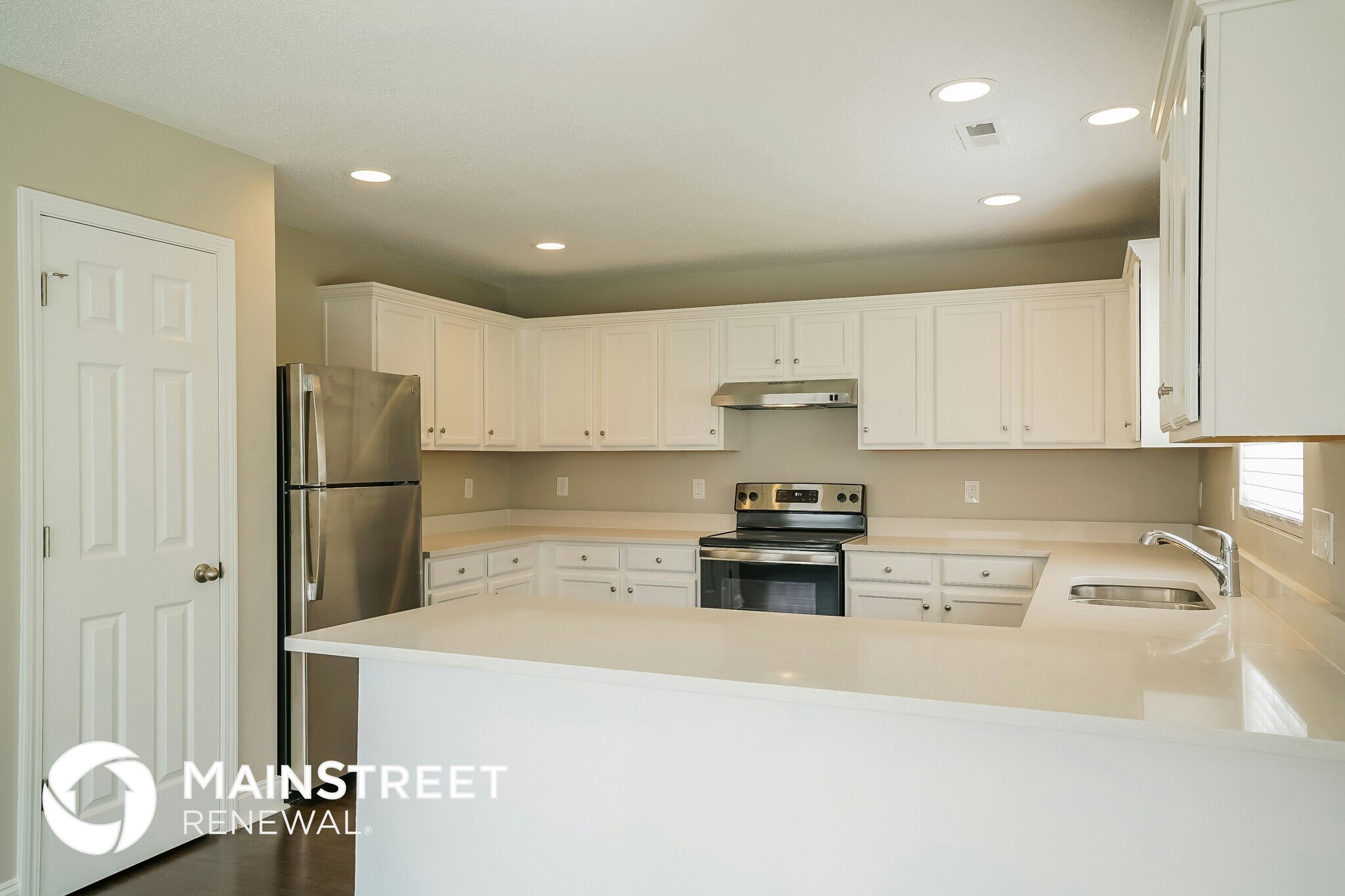 Building Photo - 11 Olivene Dr