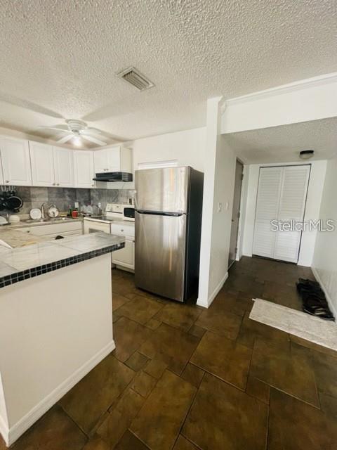 Building Photo - 2625 FL-590