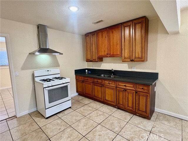 Building Photo - 1360 Poplar St