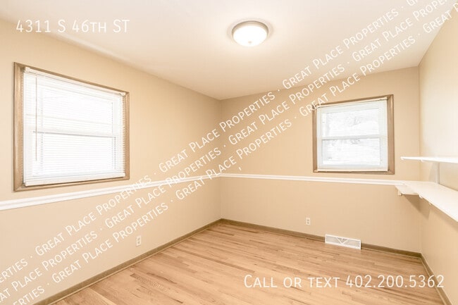 Building Photo - 4311 S 46th St