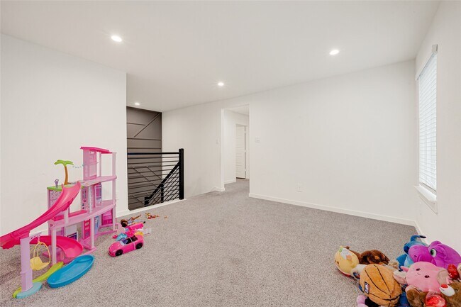 Building Photo - 2930 Needham Gdn Ln