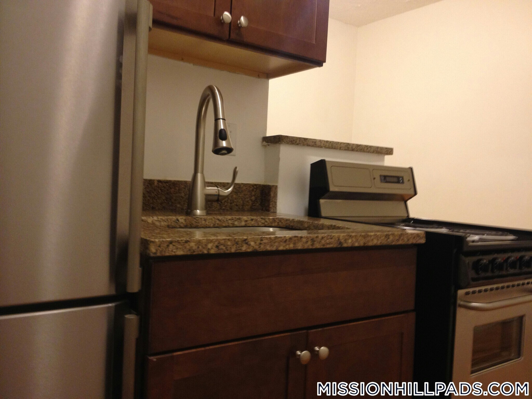 Building Photo - 28 S Huntington Ave