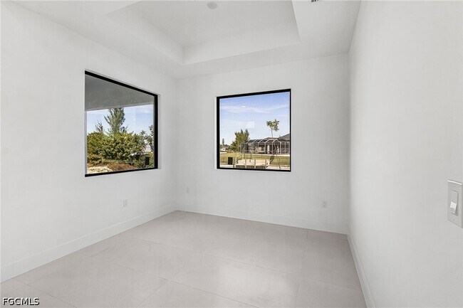 Building Photo - 417 SW 23rd Terrace