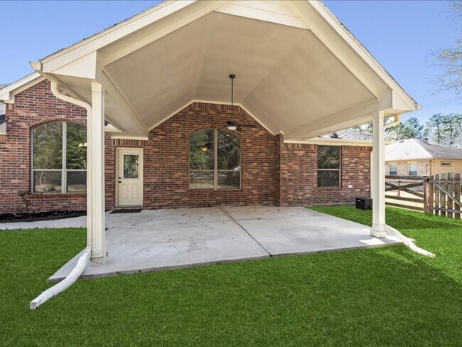 Building Photo - 6202 Sugar Bush Dr