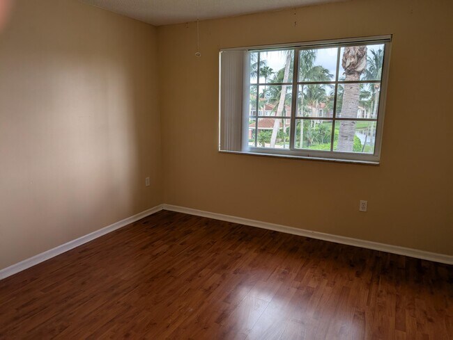 Building Photo - 7824 Sonoma Springs Cir