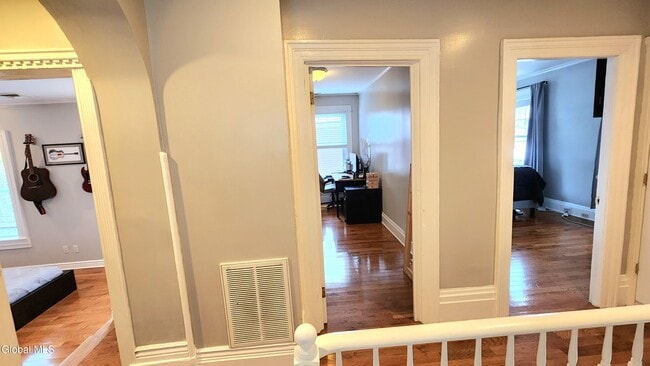 Building Photo - 76 Caroline St