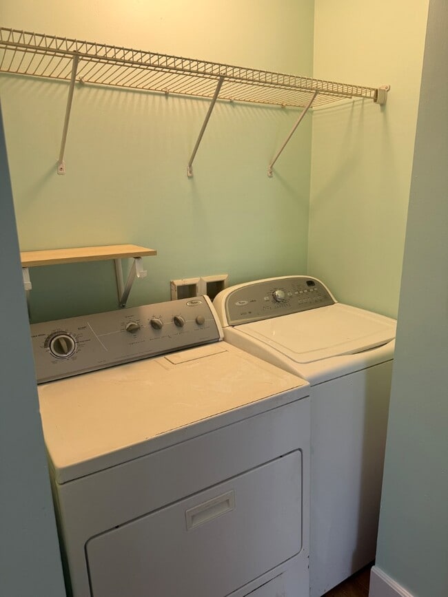 Building Photo - 3514 Spencer St