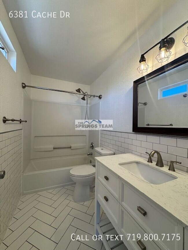 Building Photo - 6381 Cache Dr