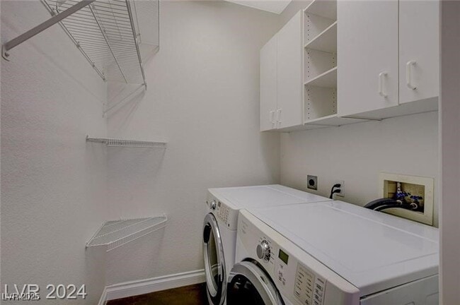 Building Photo - 9420 San Laguna Ct