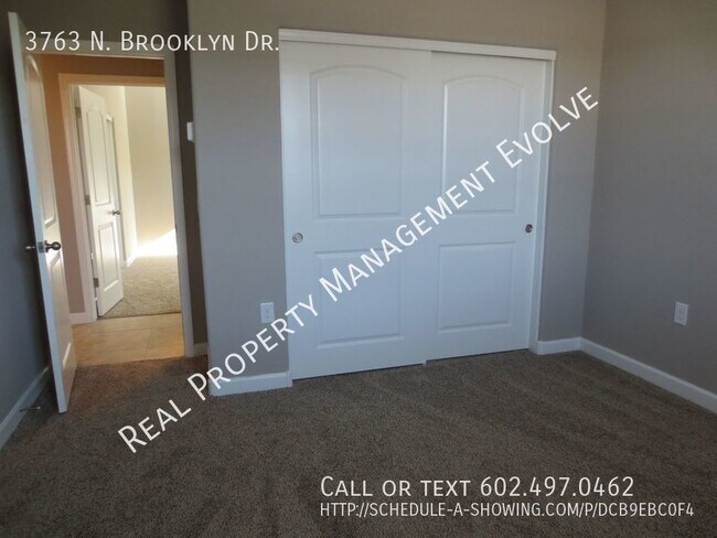 Building Photo - COME TOUR TODAY!