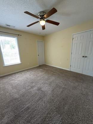 Building Photo - 1116 Pueblo Dr