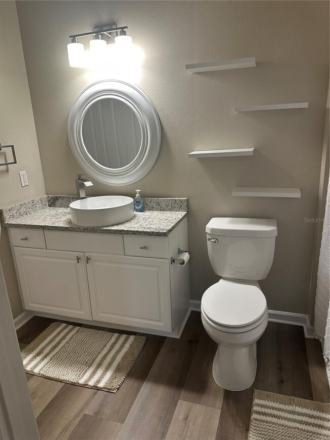 Building Photo - 8836 Villa View Cir