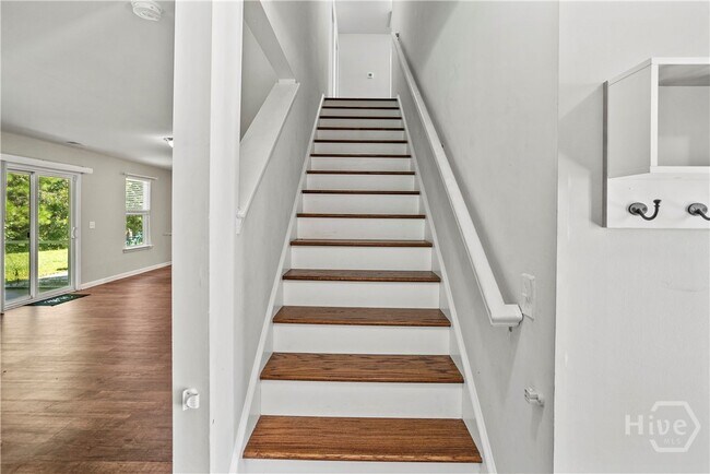 Building Photo - 106 Orchid Ct