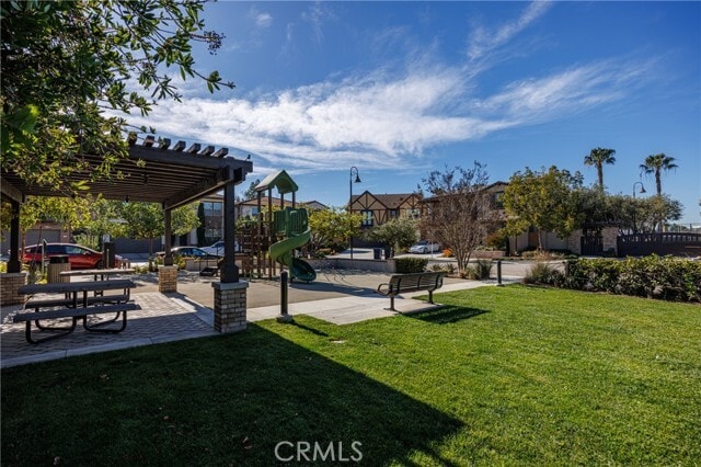 Building Photo - 2017 Picasso