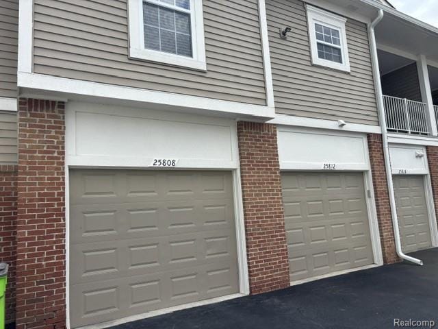 Building Photo - 25808 Maritime Cir N