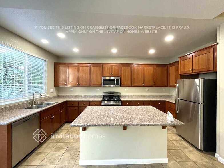 Building Photo - 1073 Amber Ridge Lane