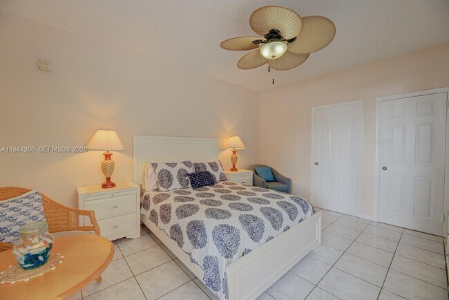 Building Photo - 326 Harrison St