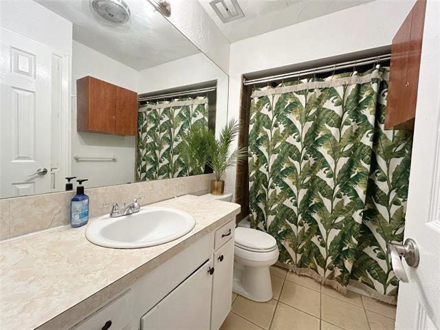 Building Photo - 4202 Windsor Dr
