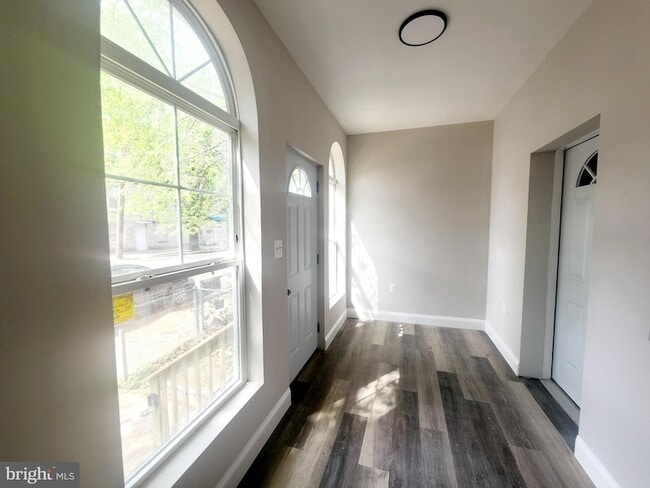 Building Photo - 3105 Frisby St