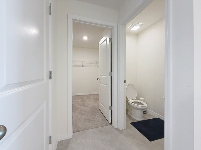 Building Photo - 13559 Southern Magnolia Dr