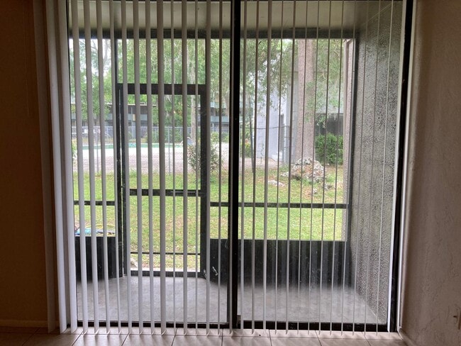 Building Photo - 609 SW 75th St