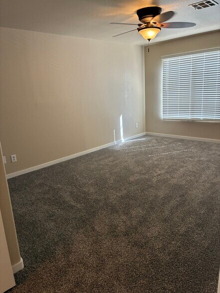 master bedroom - 215 Oro Canyon St