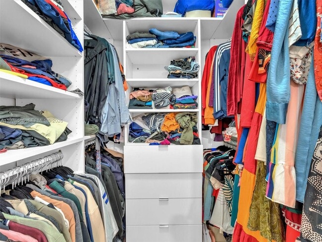 Building Photo - 488 NE 18th St