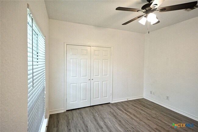 Building Photo - 380 Las Brisas Blvd