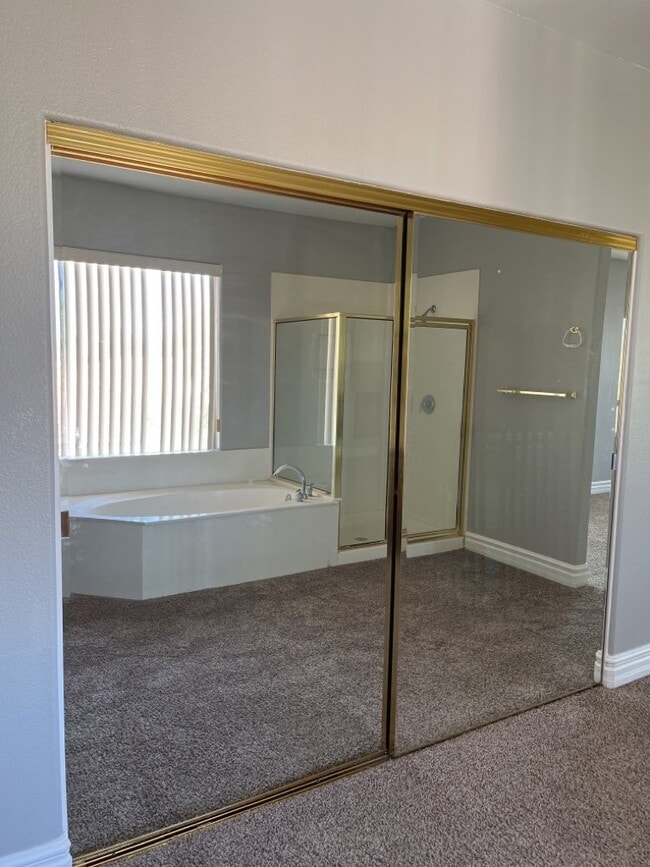 Building Photo - Stunning 2 story, 5-bedroom home in Rhodes Ranch