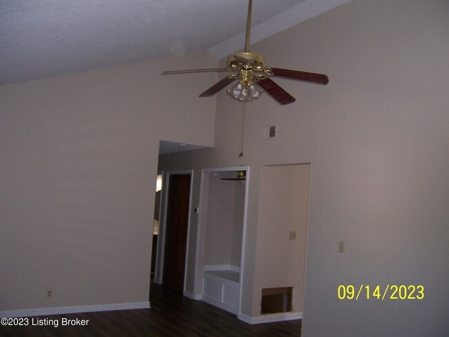 Building Photo - 11007 Walbridge Ct