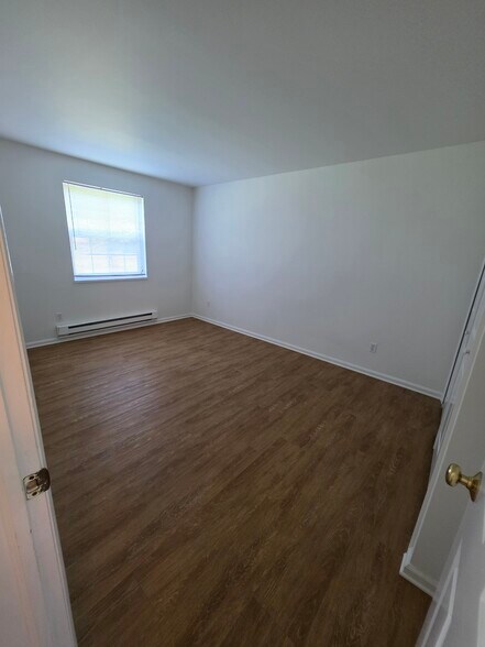 Master bedroom - 152 Church St