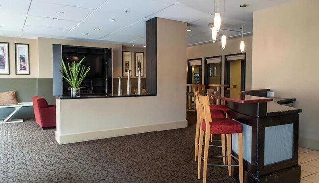 Building Photo - 800 4th St SW