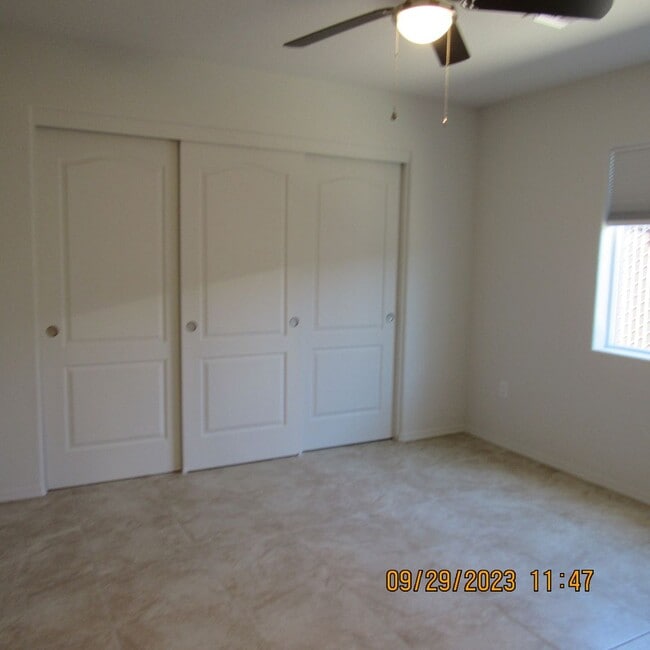 Building Photo - 2495 Palisades Dr