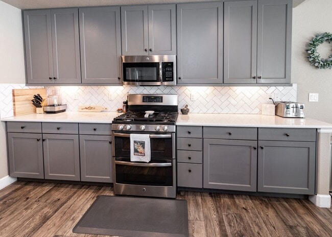 Building Photo - Beautiful, Spacious Home in Wolf Ranch in D20