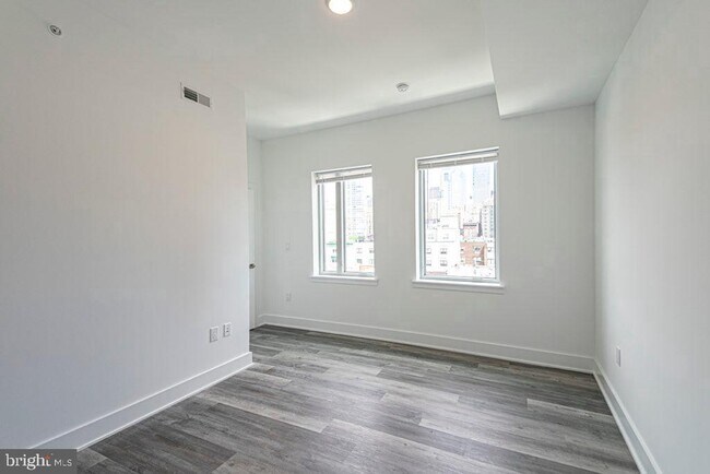 Building Photo - 1524 South St