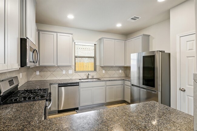 Building Photo - 2210 Windy Grove Dr