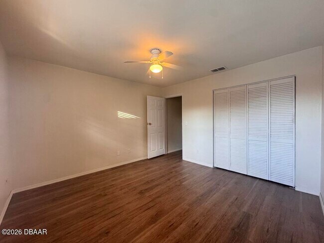 Building Photo - 1351 S Ridgewood Ave