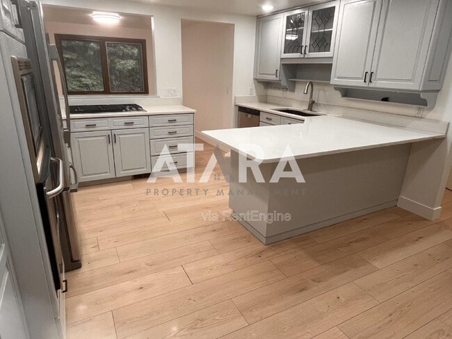 Building Photo - 2141 S 2060 E