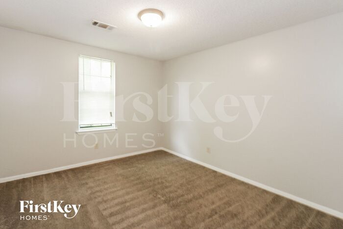 Building Photo - 4375 Burnette Pl