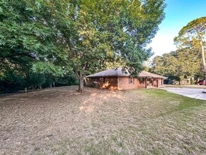 Building Photo - 6616 Crooked Ln