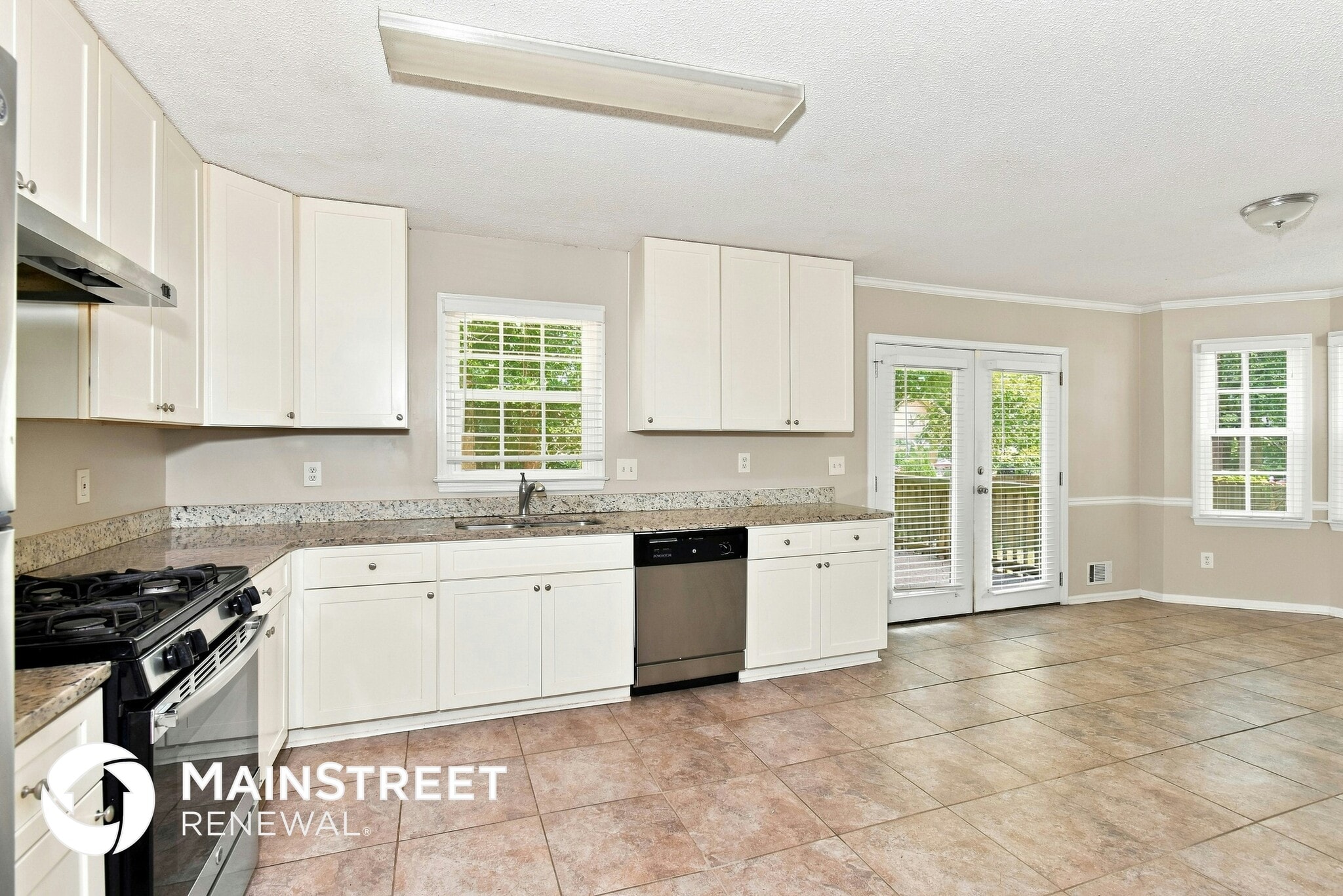 Building Photo - 2728 Horseshoe Creek Dr
