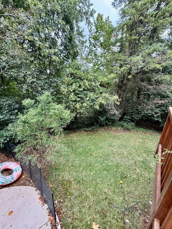 Building Photo - 1806 Asbury Hall Ct