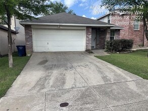 Building Photo - 9911 Crystal Valley Way