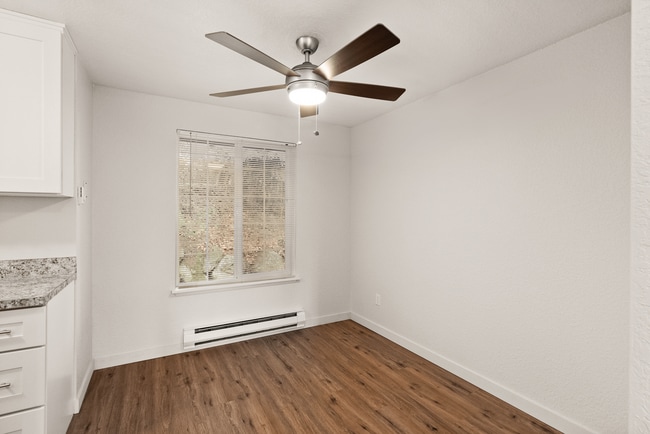 Experience dining in a refreshing space with elegant finishes. - Monte Vista Apartments
