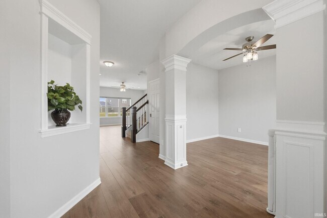 Building Photo - 12502 Speranza Dr