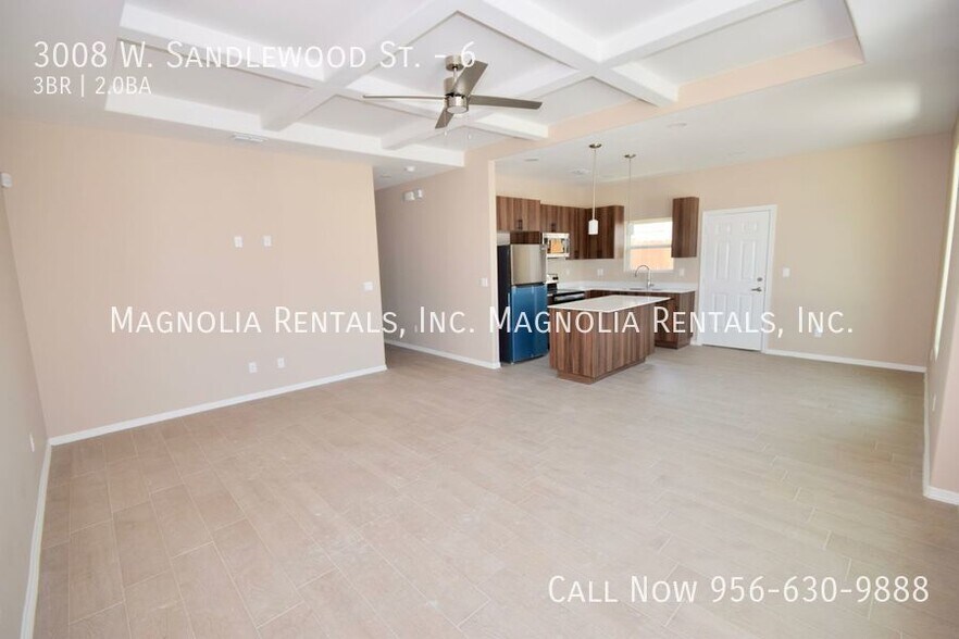 Building Photo - 3008 W Sandlewood St