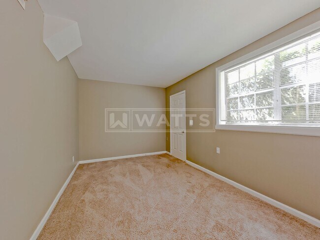 Building Photo - 3-Bed, 2-Bath Split-Level Home in Alabaster