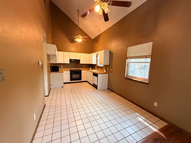 Building Photo - Located on the west side of Russellville